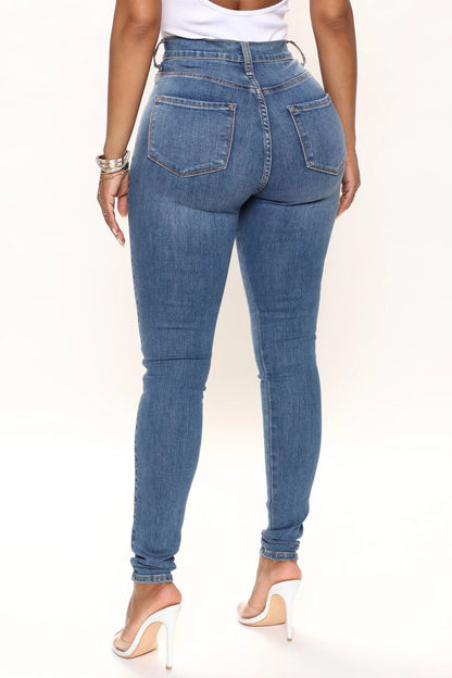 Jean Sana | CHIC™